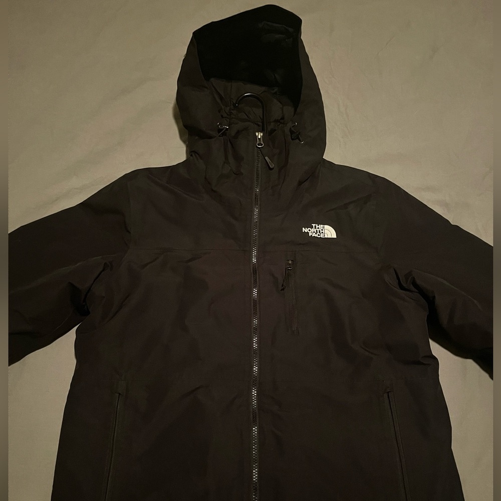 The NorthFace jacket black